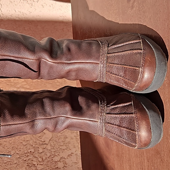 Ugg Australia Belcloud Leather Waterproof Sheepskin Knee Boots Size 7.5 - Picture 4 of 16